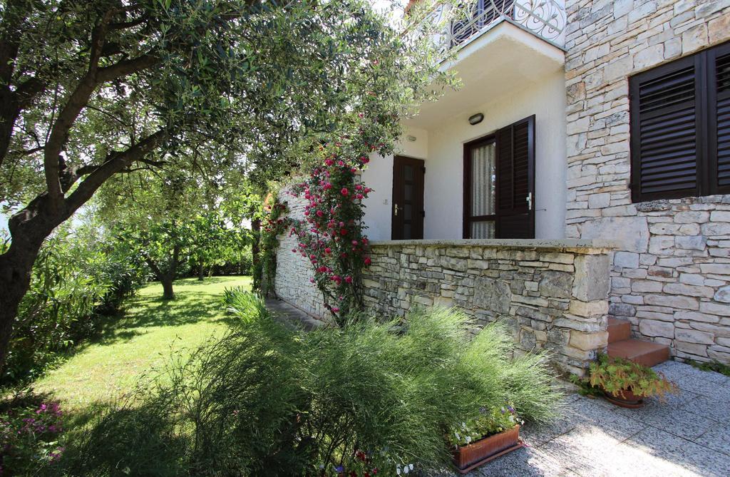 Studio And Room Tea Rovinj Exteriör bild